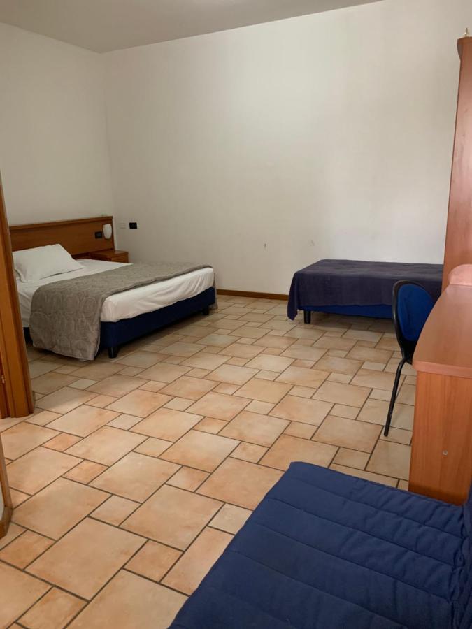 Hotel Lory Ficarolo Exterior photo